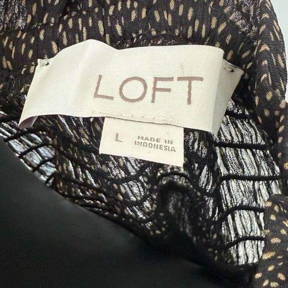 LOFT Black Sheer Women’s Blouse - Picture 3 of 7